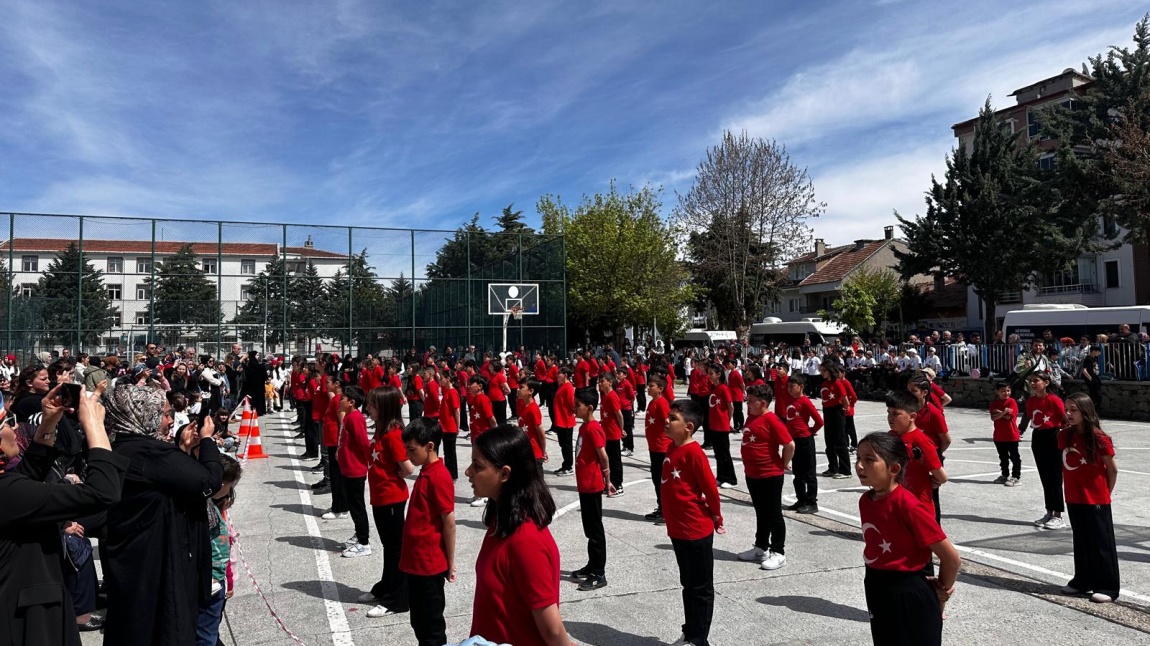 OKULUMUZDA  23 NİSAN ULUSAL EGEMENLİK VE ÇOCUK BAYRAMI COŞKUSU